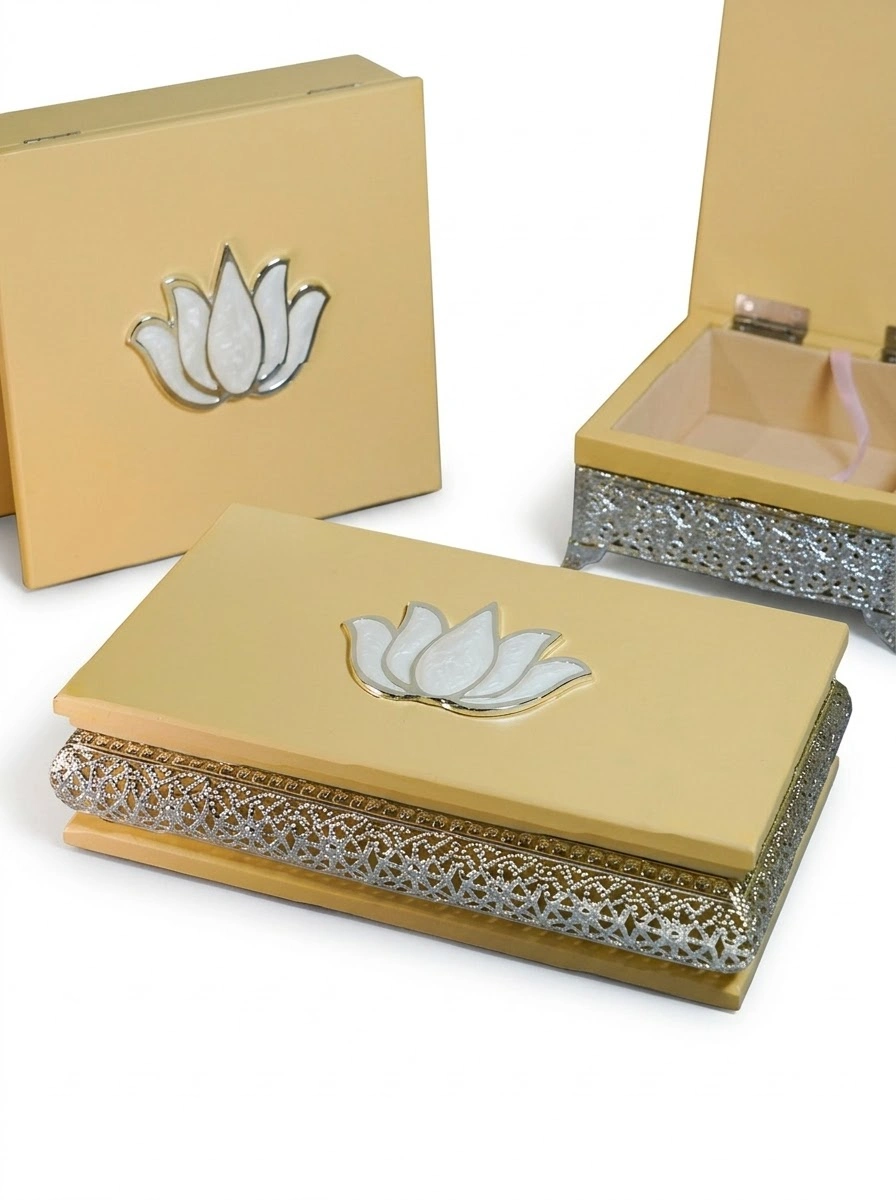 Light Beige Wooden Box W/Flower EPOXY- Silver Plated