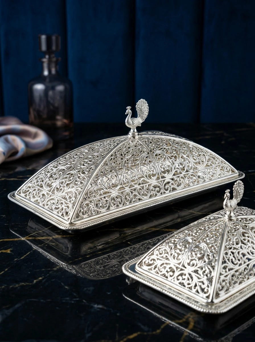 Tray with Metal Cover