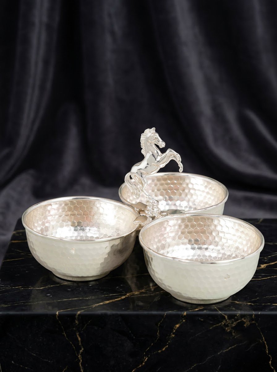 Horse Knob Bowl Set of 3