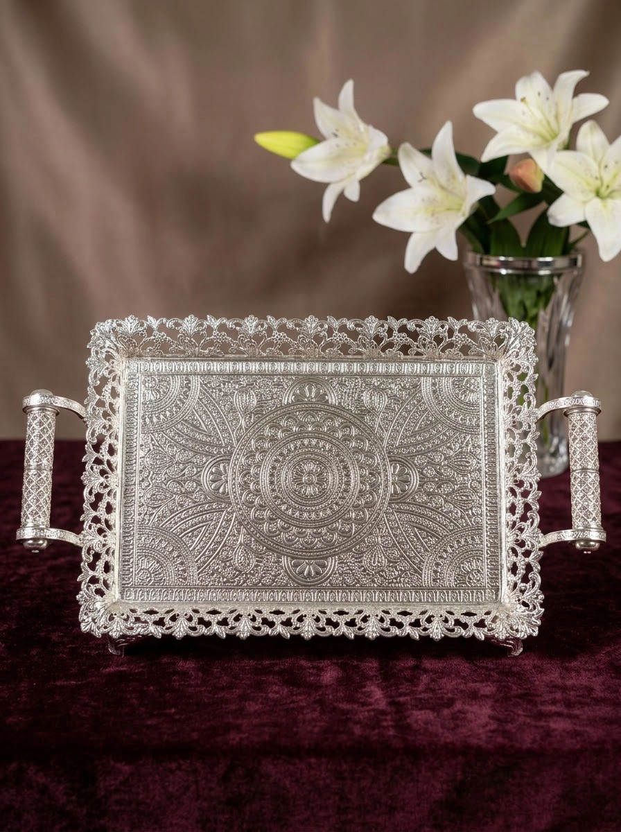 Shahi Collection Rectangle Tray with Handle (L)