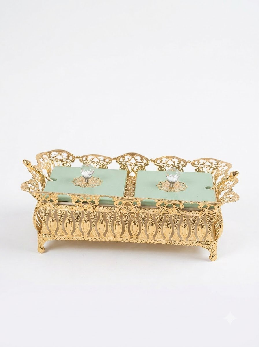 Pair of Ceramics Bowl in Basket with Green Wooden Top