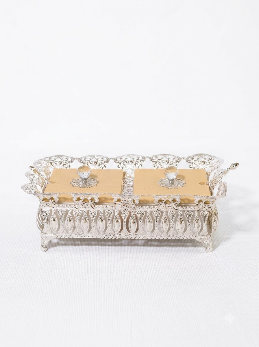 Pair of Ceramics Bowl in Basket with Beige Wooden Top